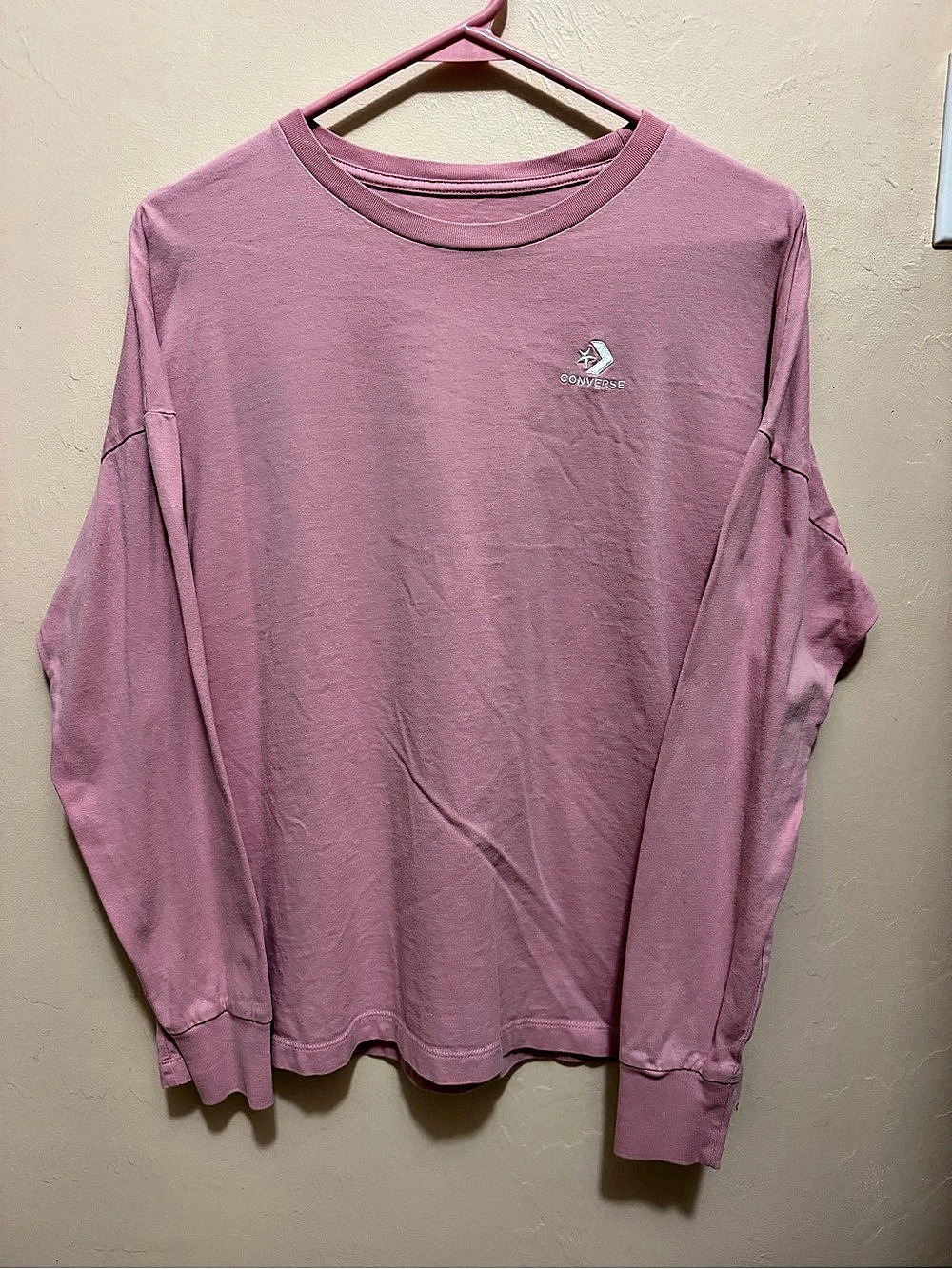 Converse Embroidered Star Chevron Long Sleeve T-Shirt Long Sleeve Logo Tee in
